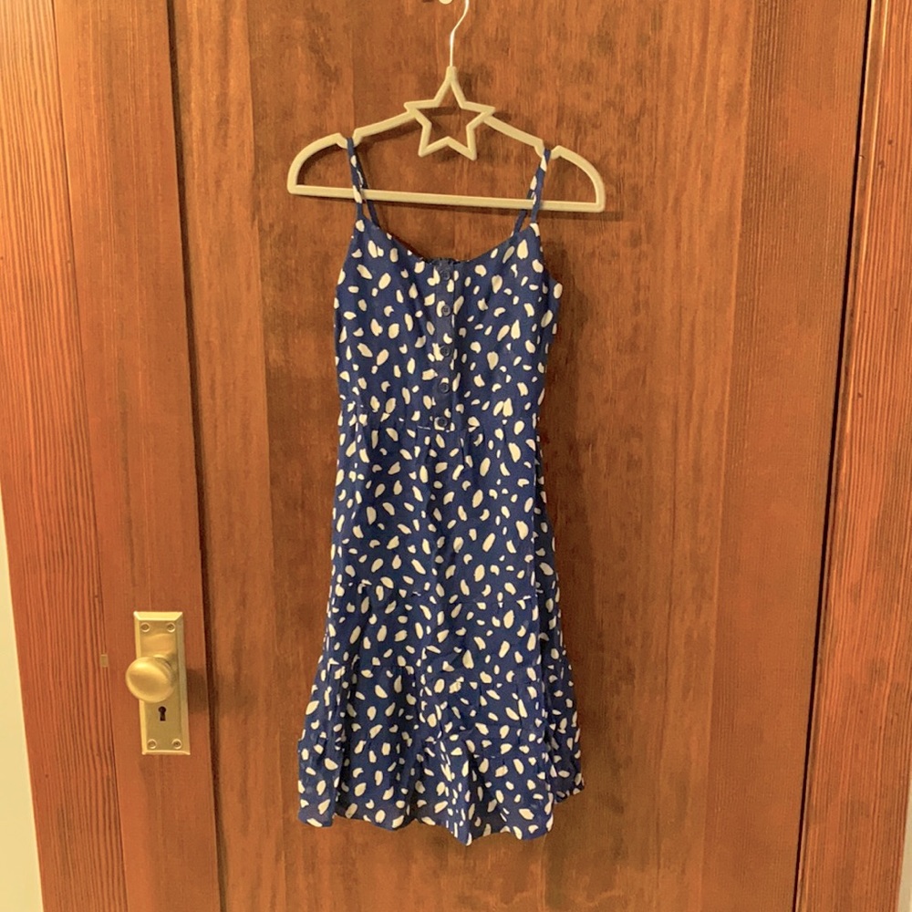 Reformation Giana dress size 6 navy dress.